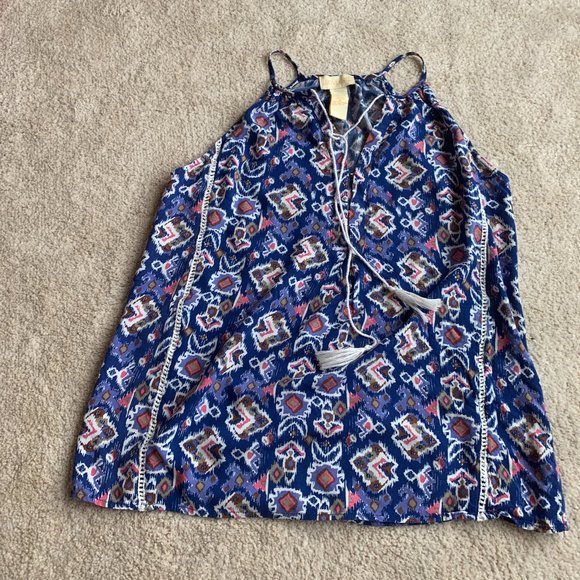 Lucy & Laurel Tank Top, Size M - Picture 5 of 6